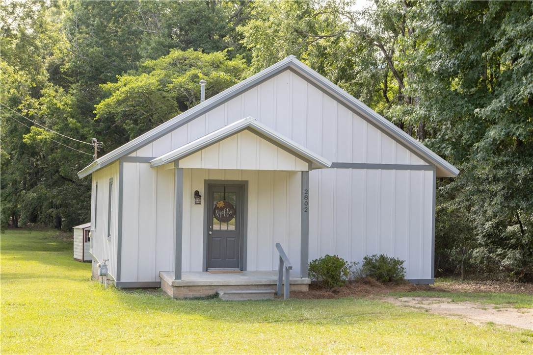 2802 Society Hill Road - Photo 1