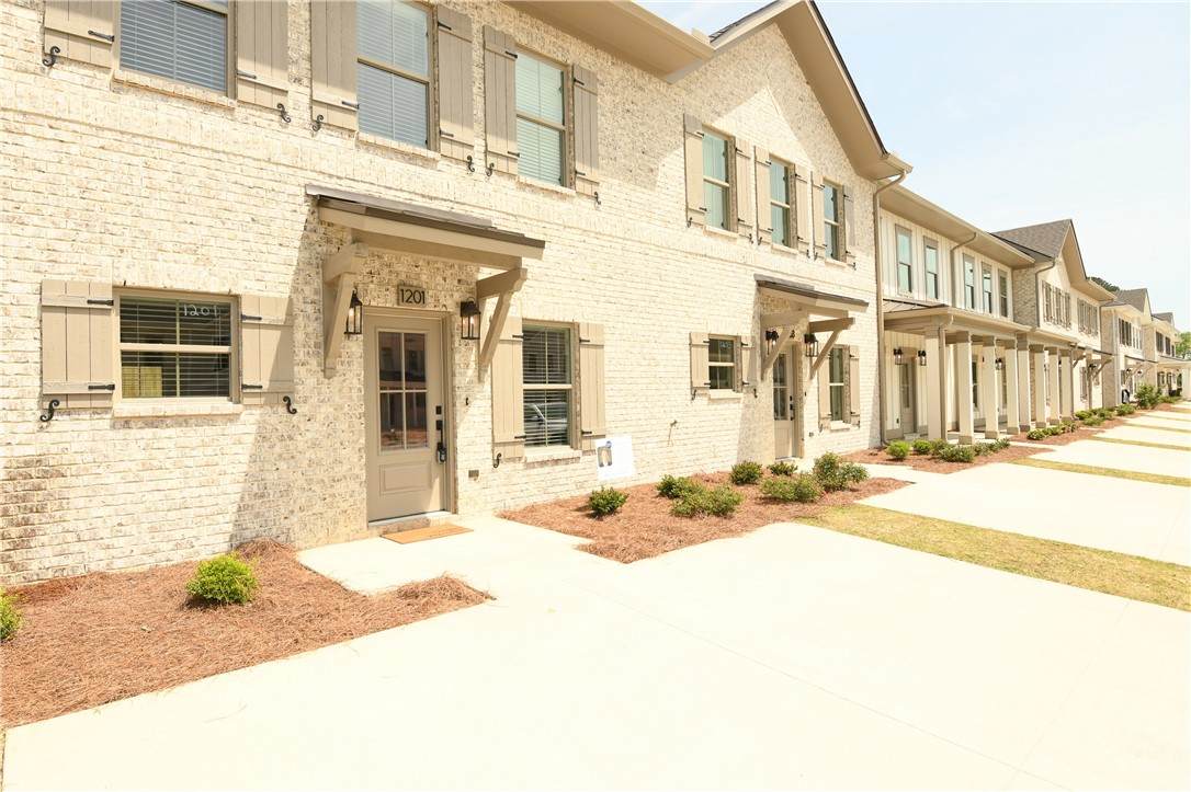 1275 Tigers Tail Trail - Photo 1