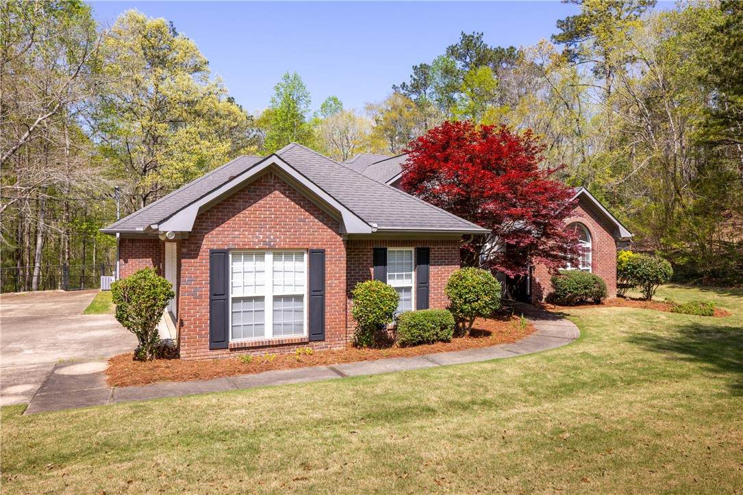 653 Lee Road 613 - Photo 1