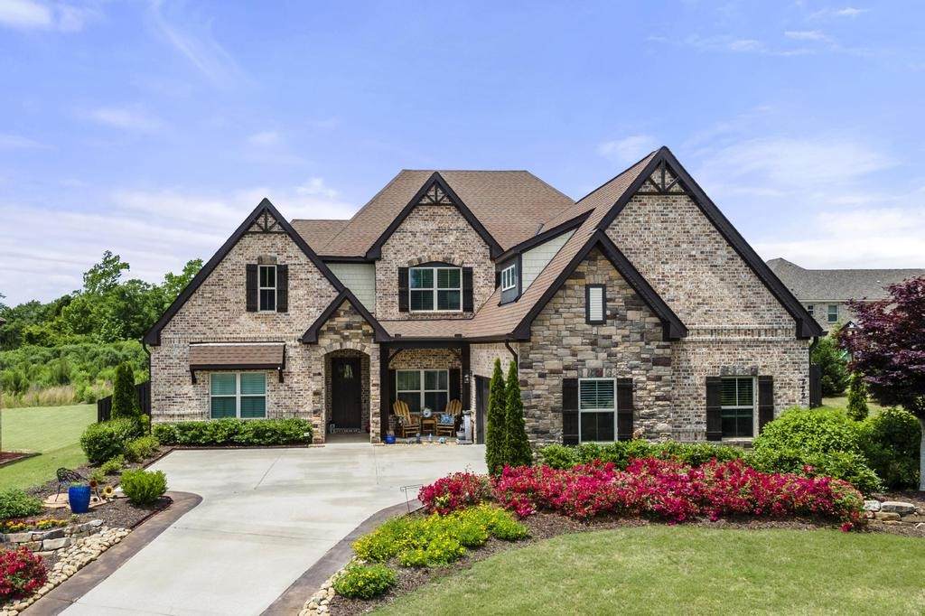 772 Monroe Drive - Photo 1