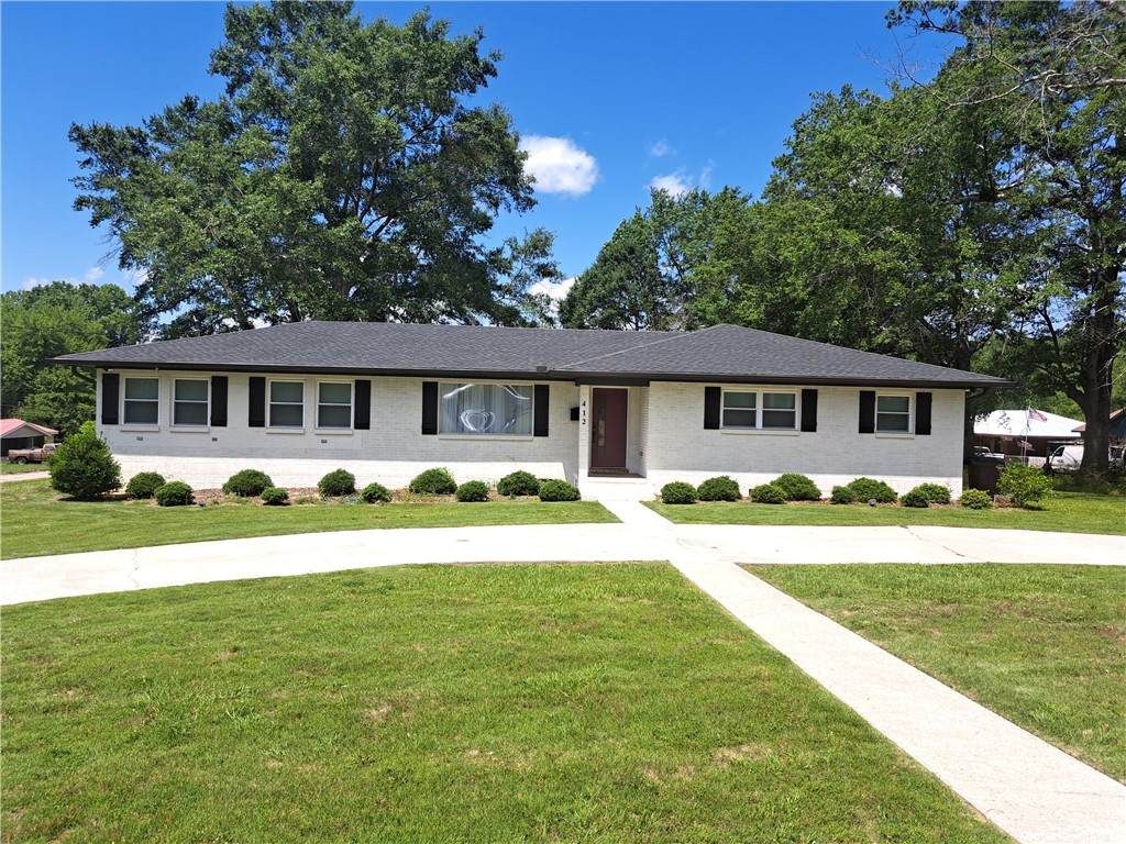 412 Howard Road - Photo 1