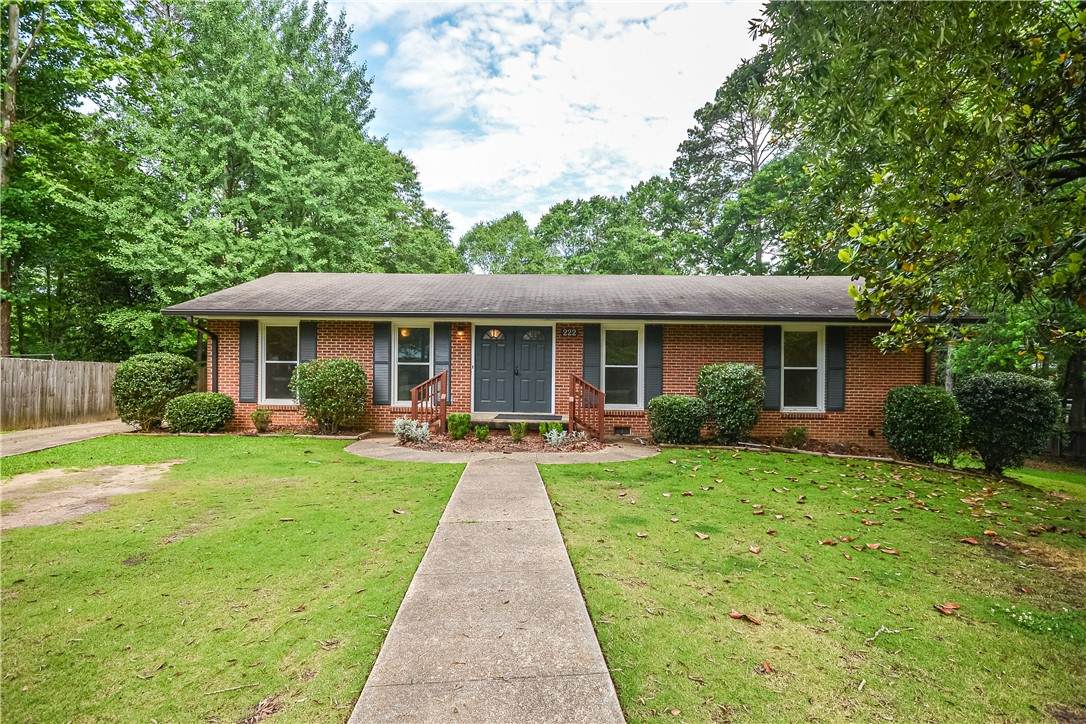 222 Green Street - Photo 1