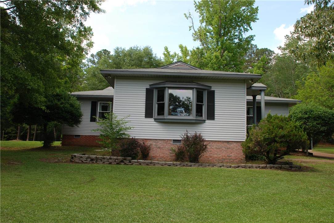 2300 Uniroyal Road - Photo 1