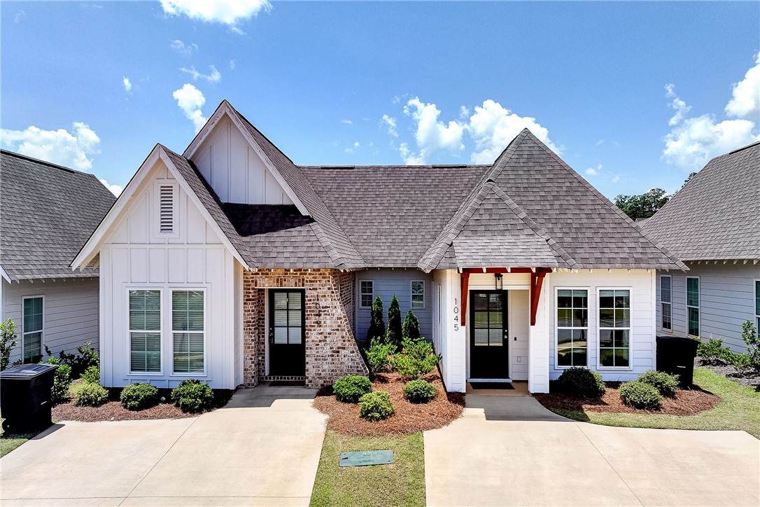 1045 Burrow Circle - Photo 1