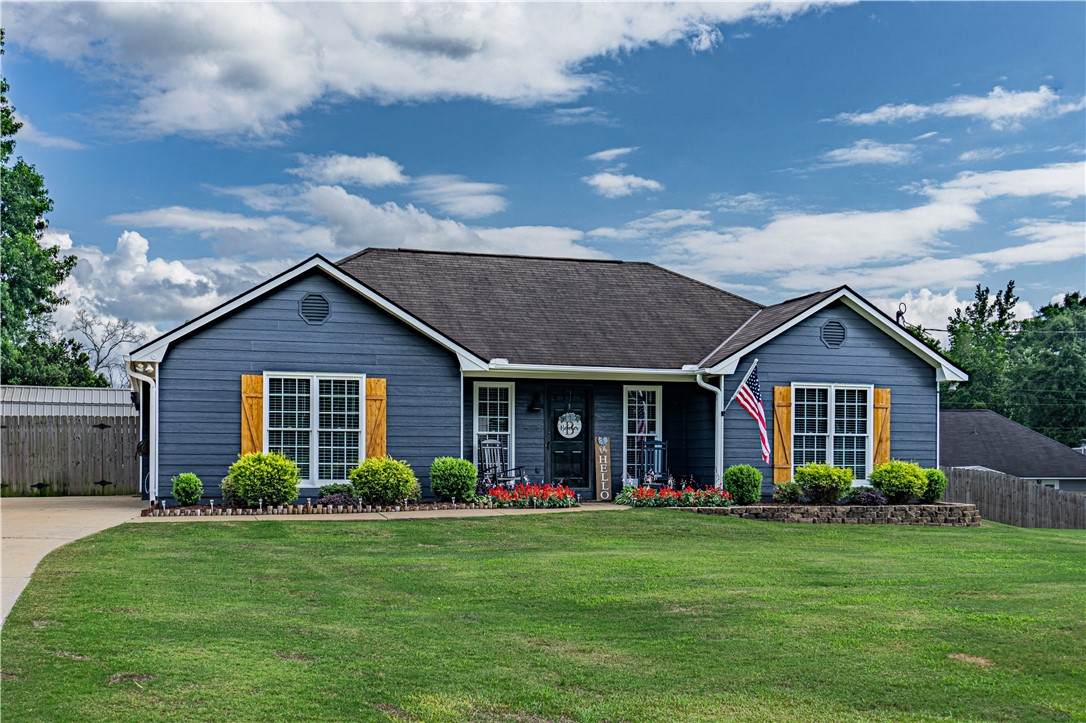 205 Summerbrooke Loop - Photo 1