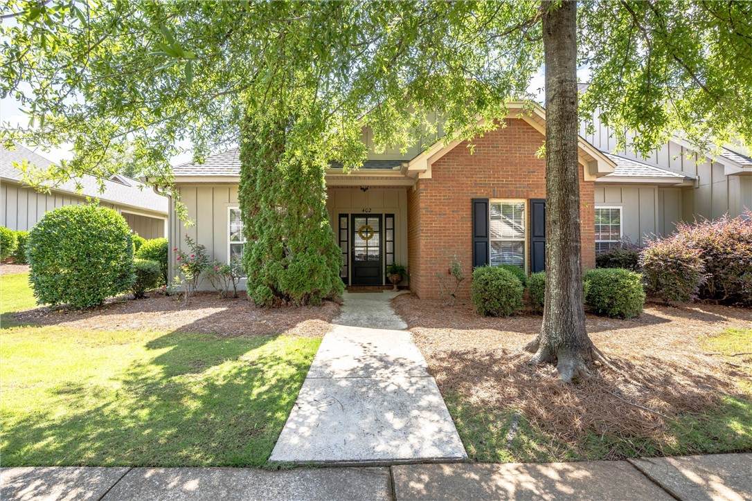1630 Academy Drive - Photo 1
