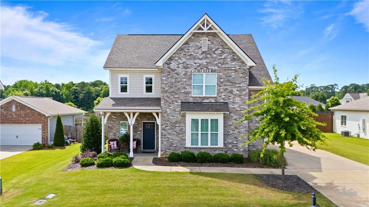 2409 Meadow Cove Road - Photo 1