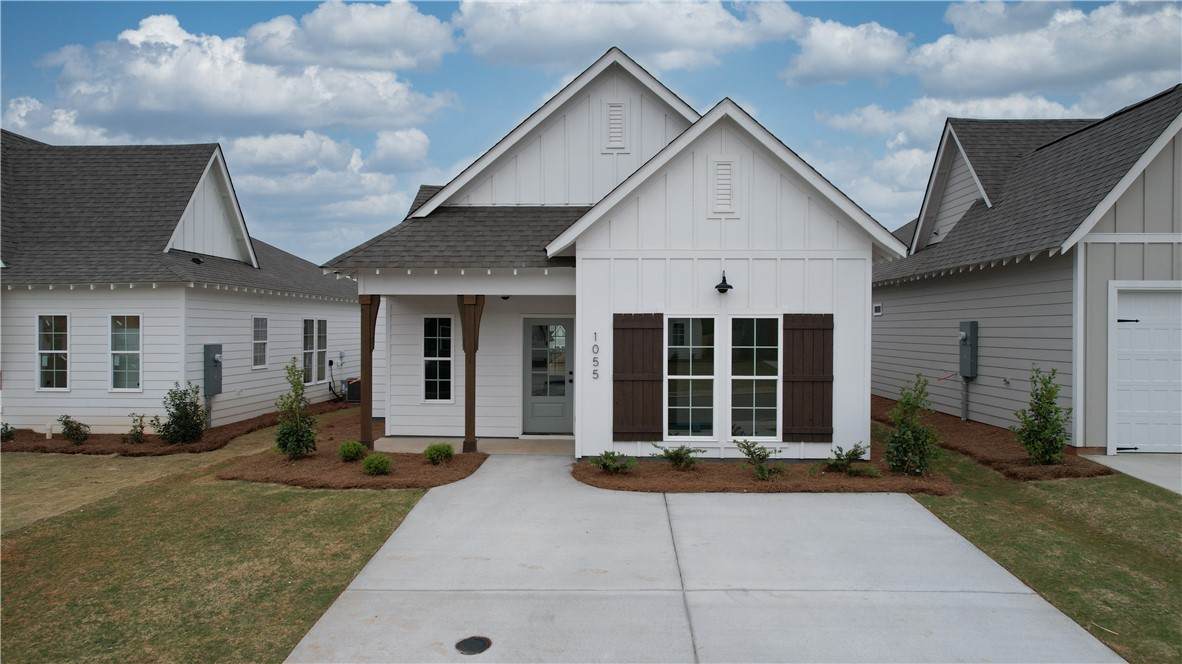 105 Woodland Lane - Photo 1