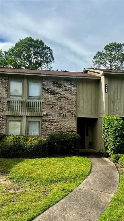 1013 Stonegate Drive - Photo 1