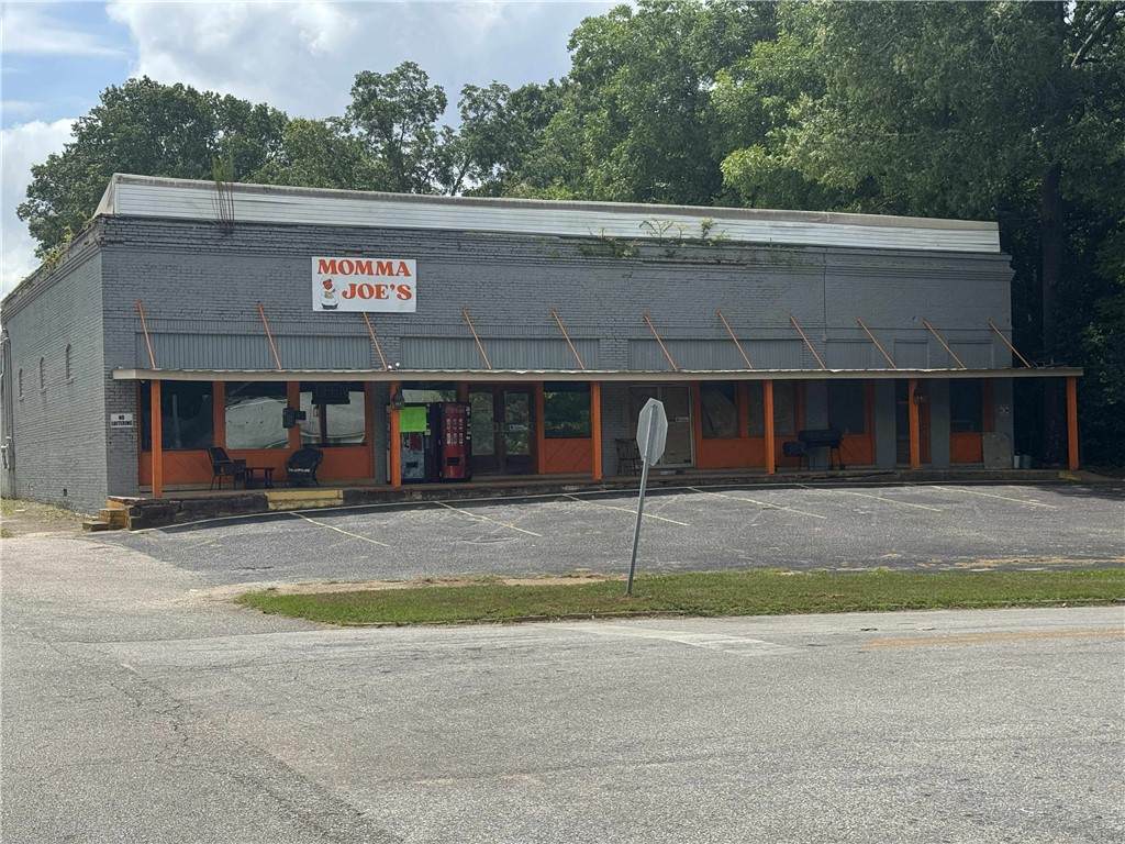 1100 Boulevard Street - Photo 1