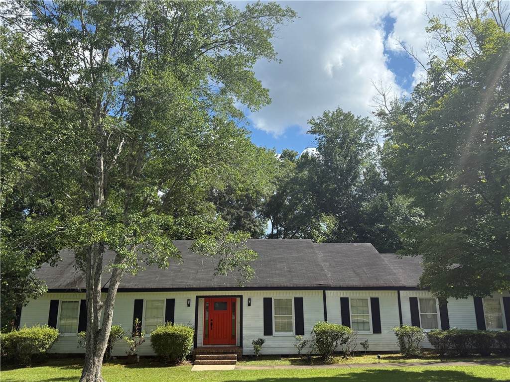 1906 8TH Street - Photo 1