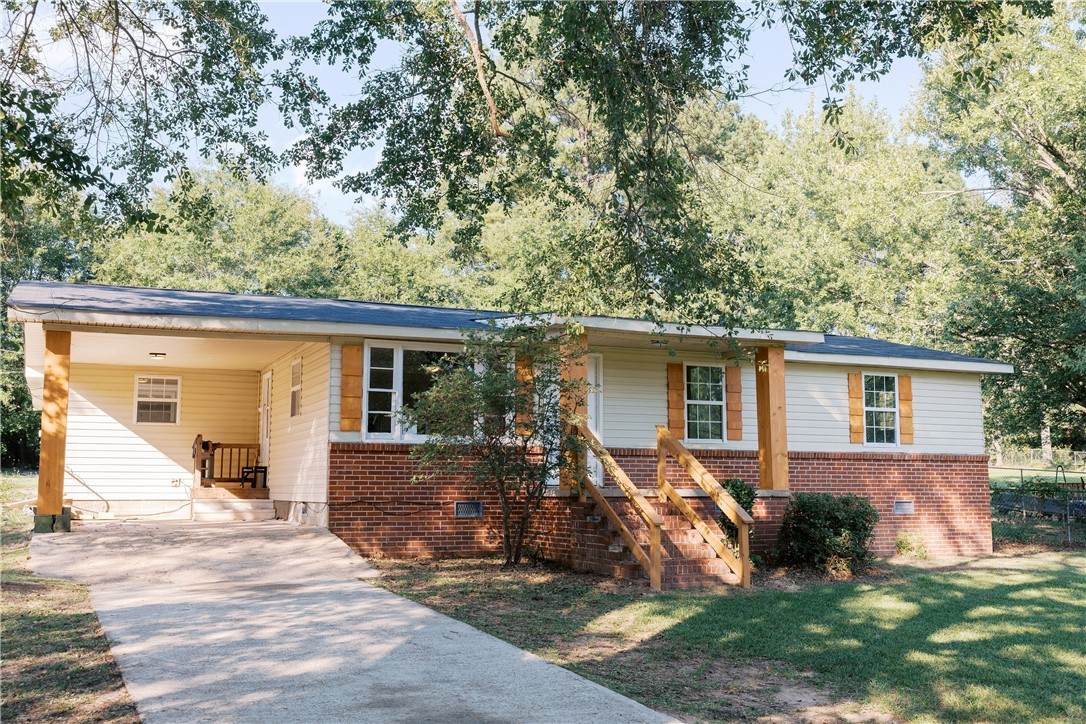1092 Carol Street - Photo 1