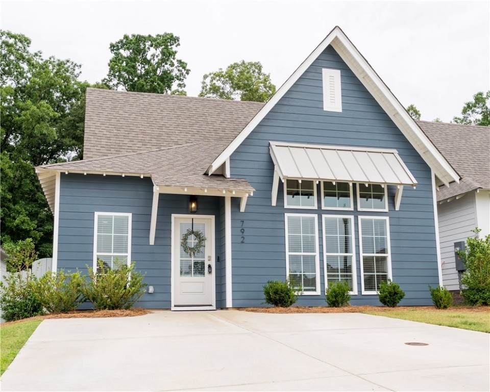 792 Village Drive - Photo 1