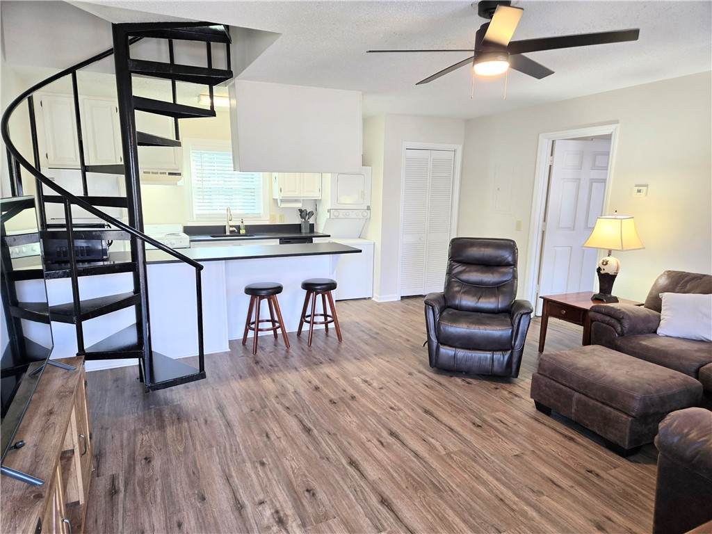 540 Magnolia Avenue - Photo 1