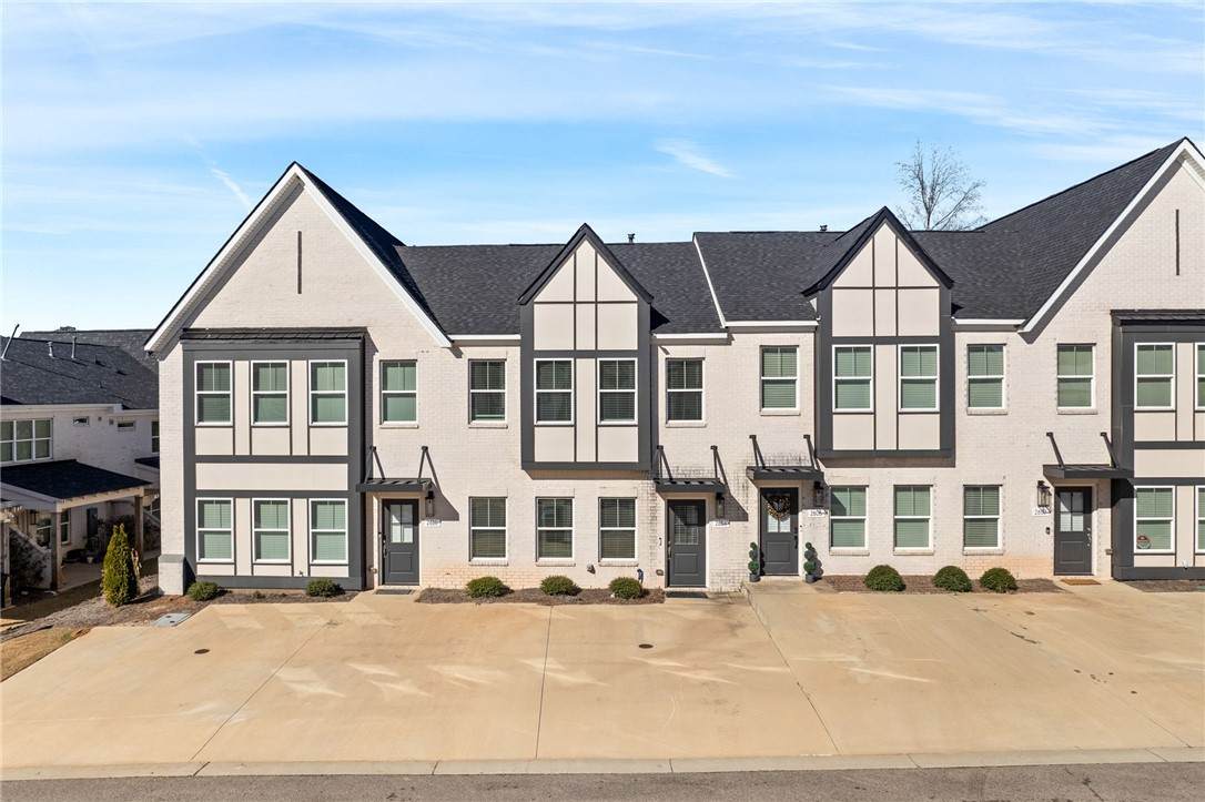 2808 Ridge Crest Court - Photo 1