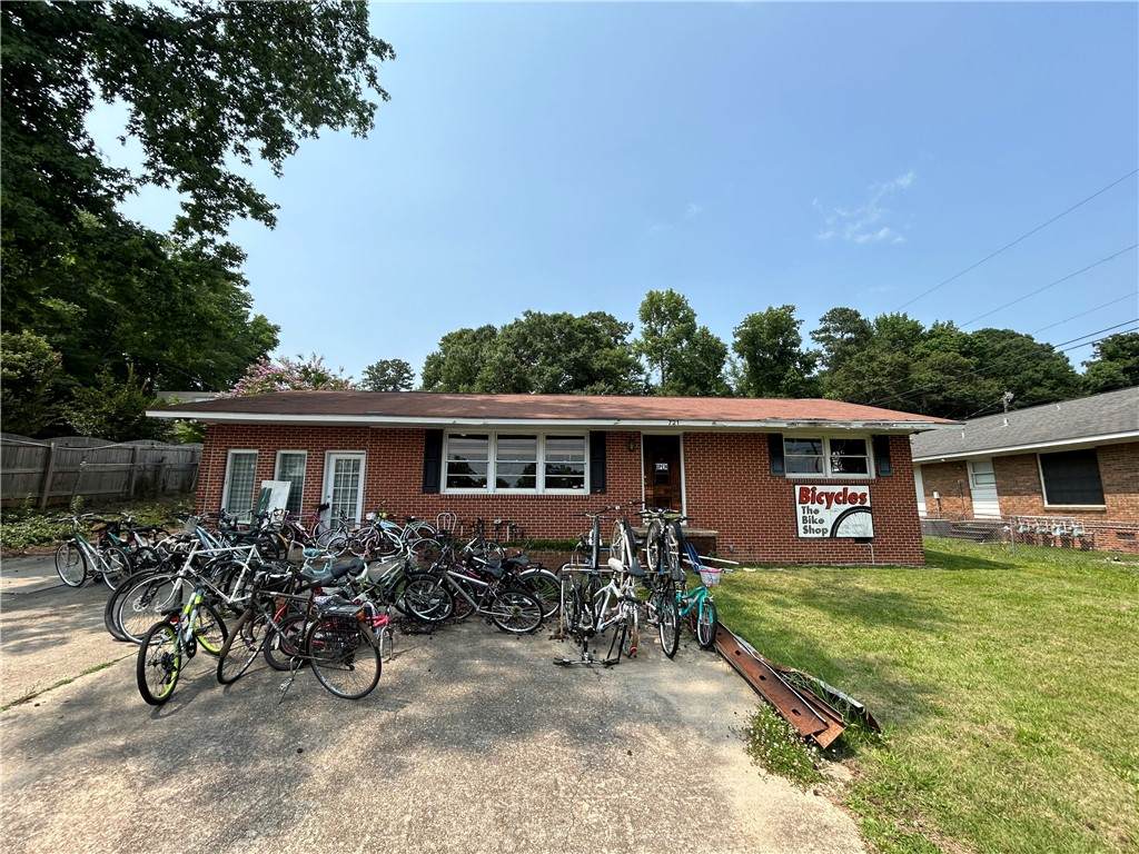 721 Glenn Avenue - Photo 1