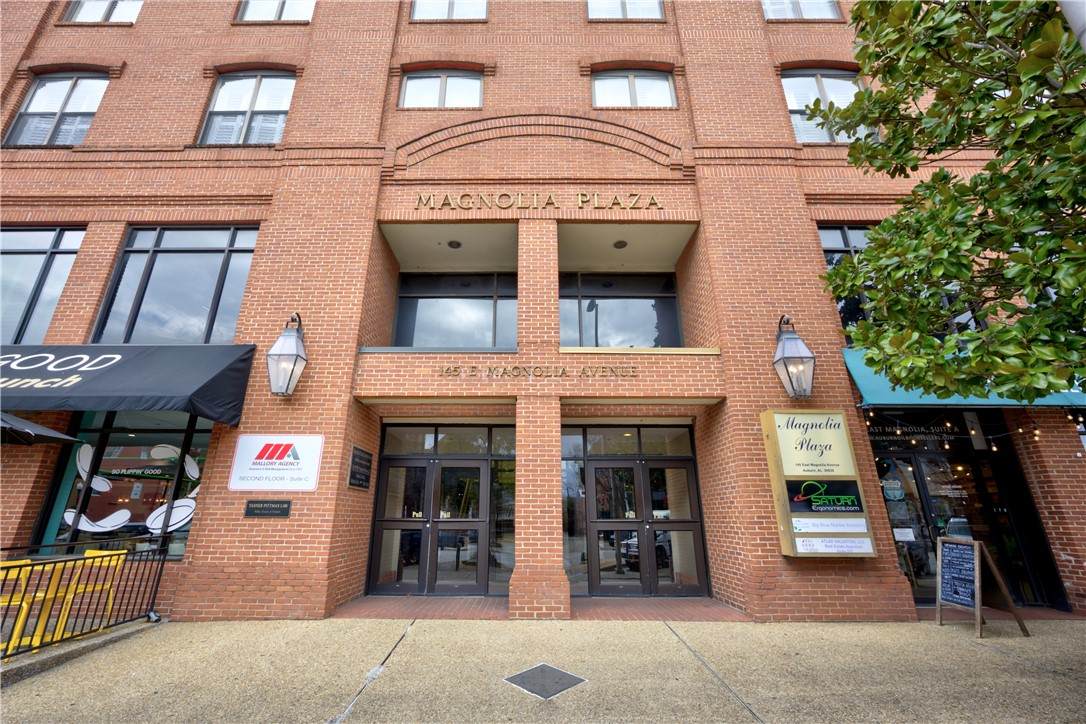 145 Magnolia Avenue - Photo 1