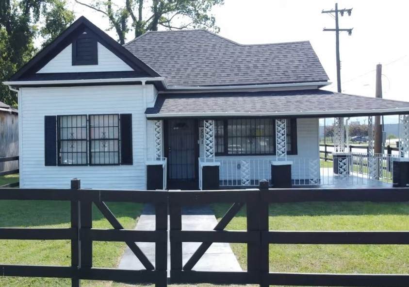 501 5th Street - Photo 1