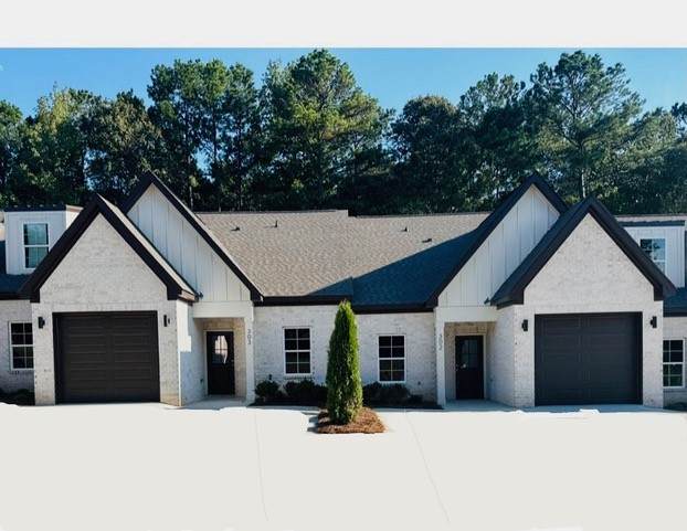 1100 Arcadia Avenue - Photo 1