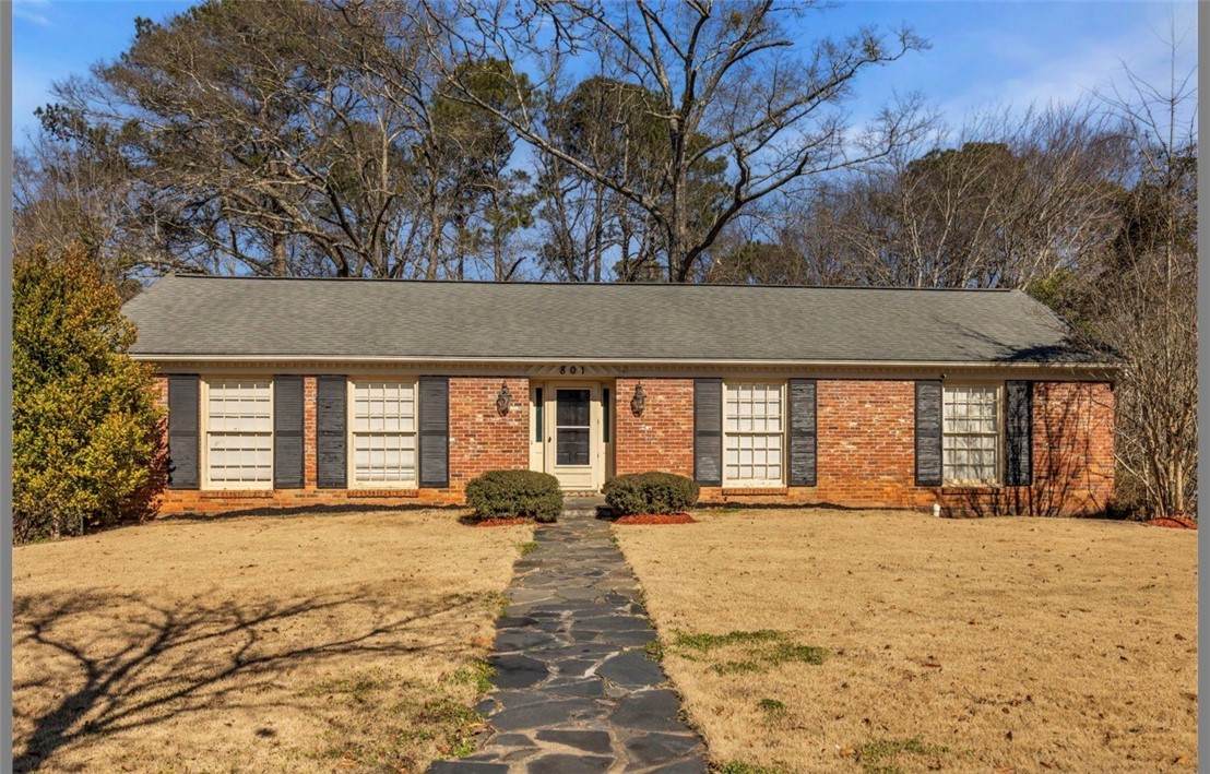 801 10TH Street - Photo 1