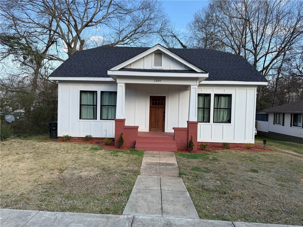 1309 Auburn Street - Photo 1