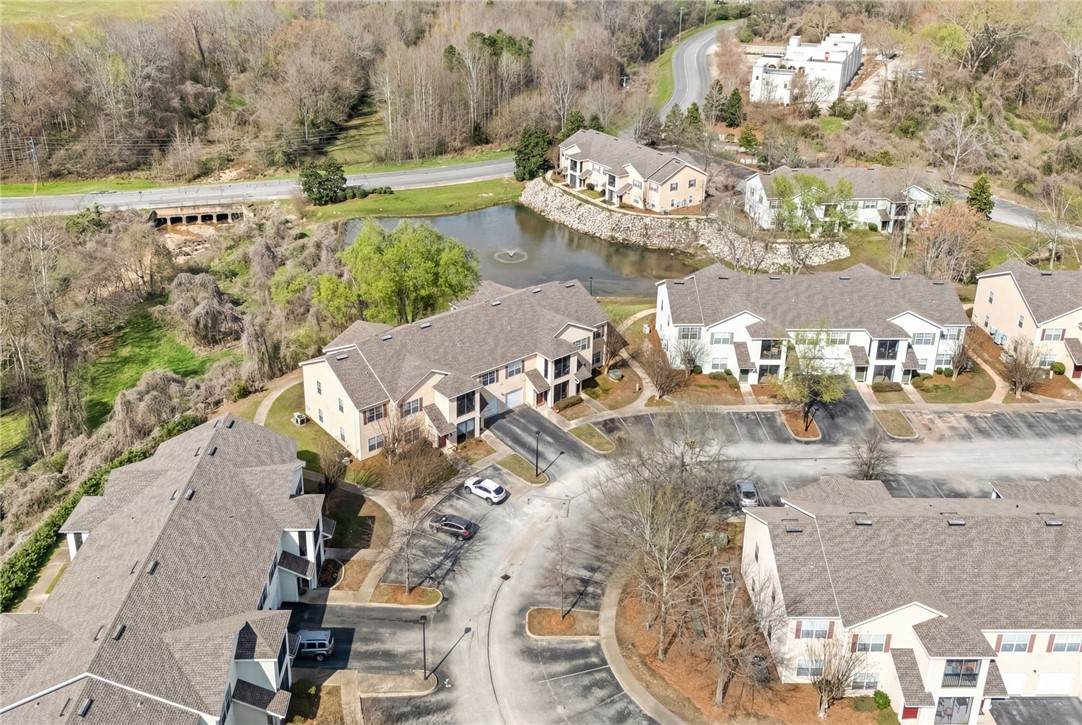 447 W Longleaf Drive - Photo 1