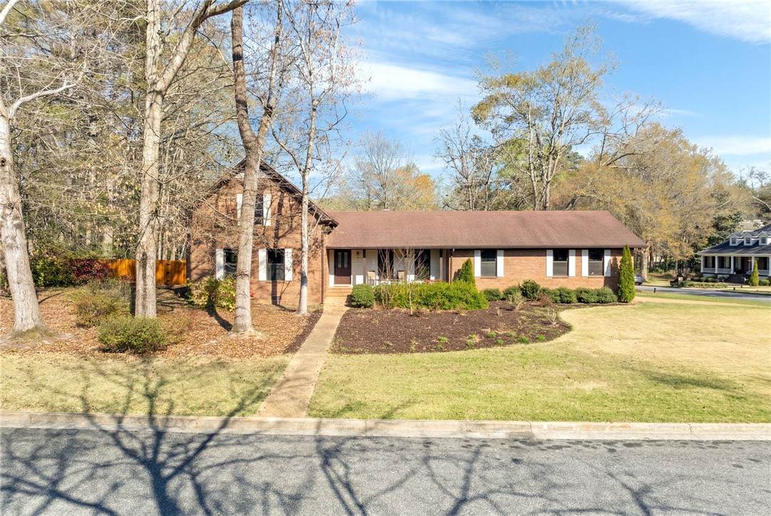 1441 Ferndale Drive - Photo 1
