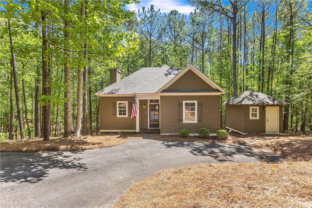 173 Village Circle - Photo 1