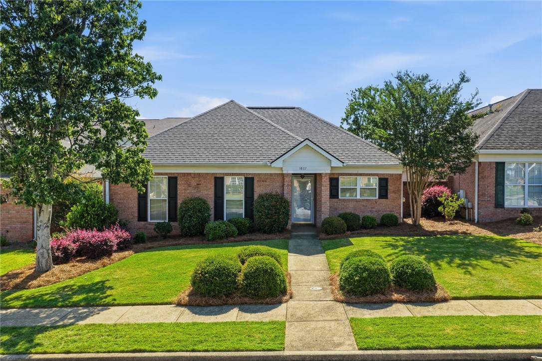 1807 Century Lane - Photo 1