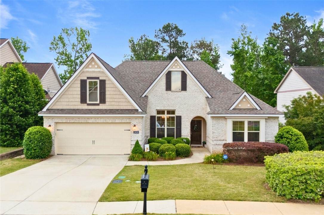 2039 Mohican Drive - Photo 1