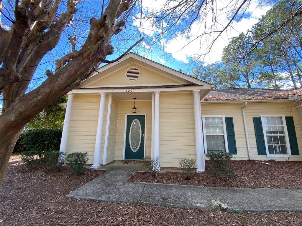 1009 Gentry Drive - Photo 1