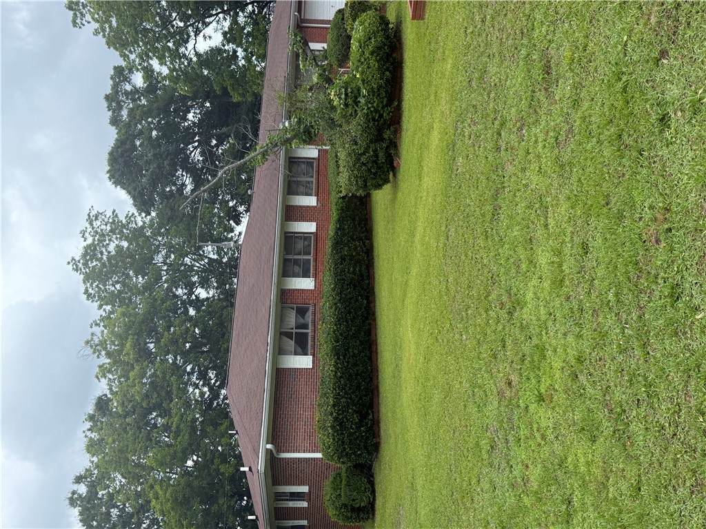 https://bt-photos.global.ssl.fastly.net/leecounty/orig_boomver_1_180538-2.jpg