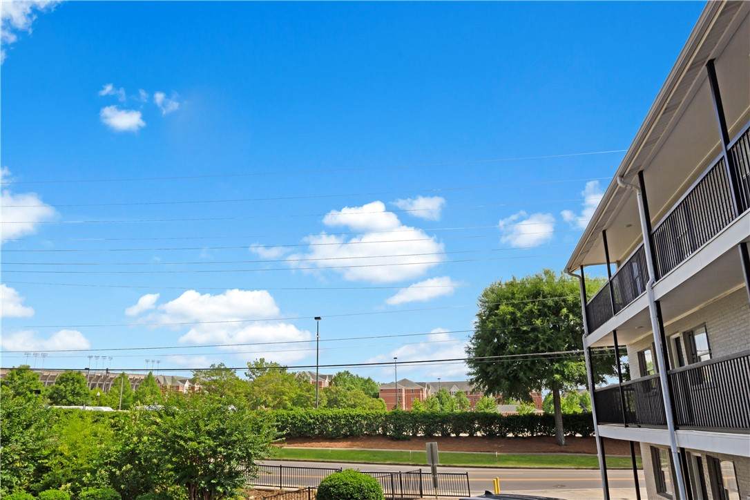 https://bt-photos.global.ssl.fastly.net/leecounty/orig_boomver_1_180560-2.jpg