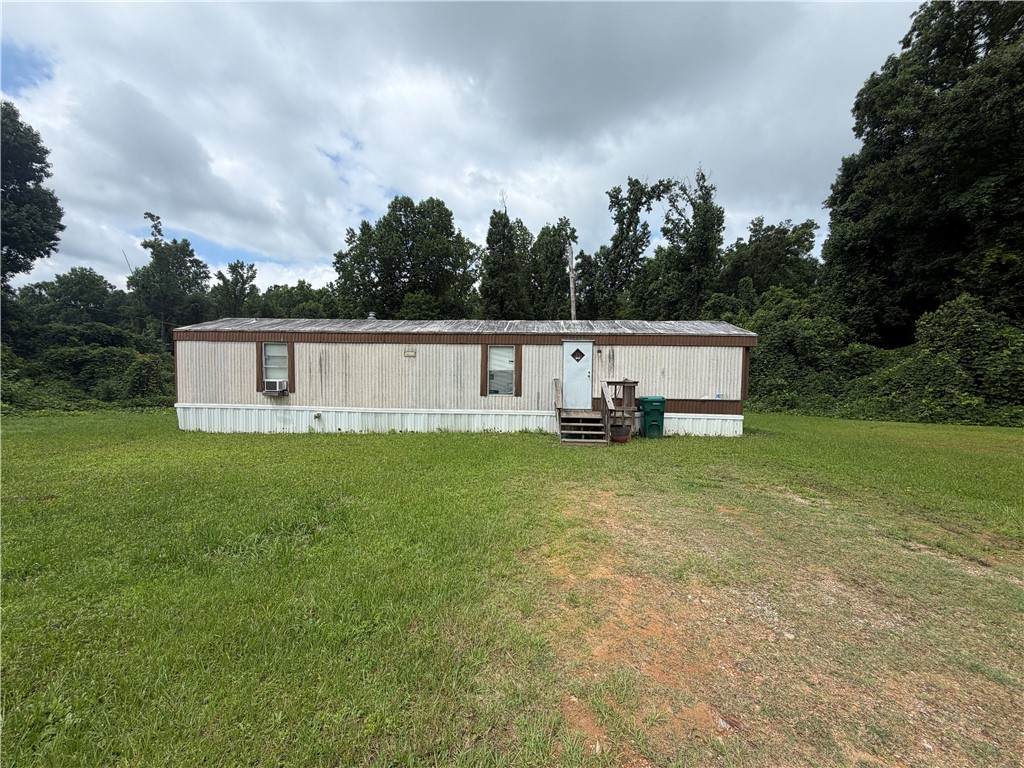 1576 Panther Parkway - Photo 1