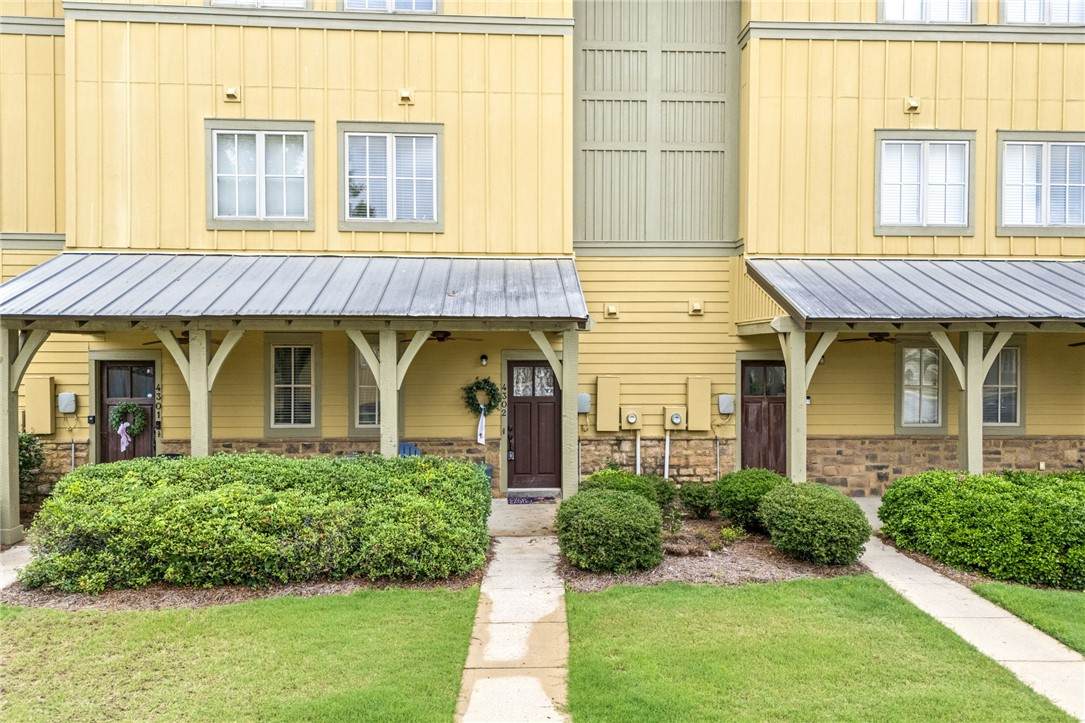 650 Dekalb Street - Photo 1