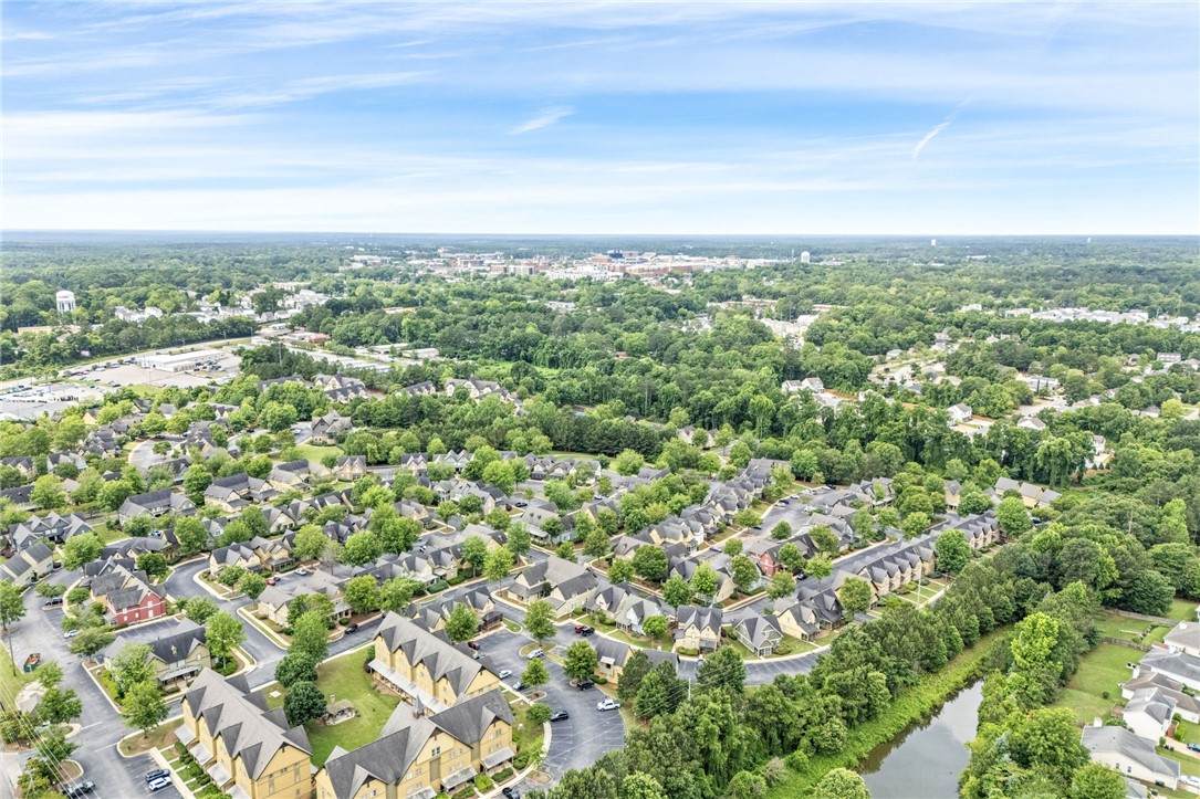 https://bt-photos.global.ssl.fastly.net/leecounty/orig_boomver_1_180712-2.jpg