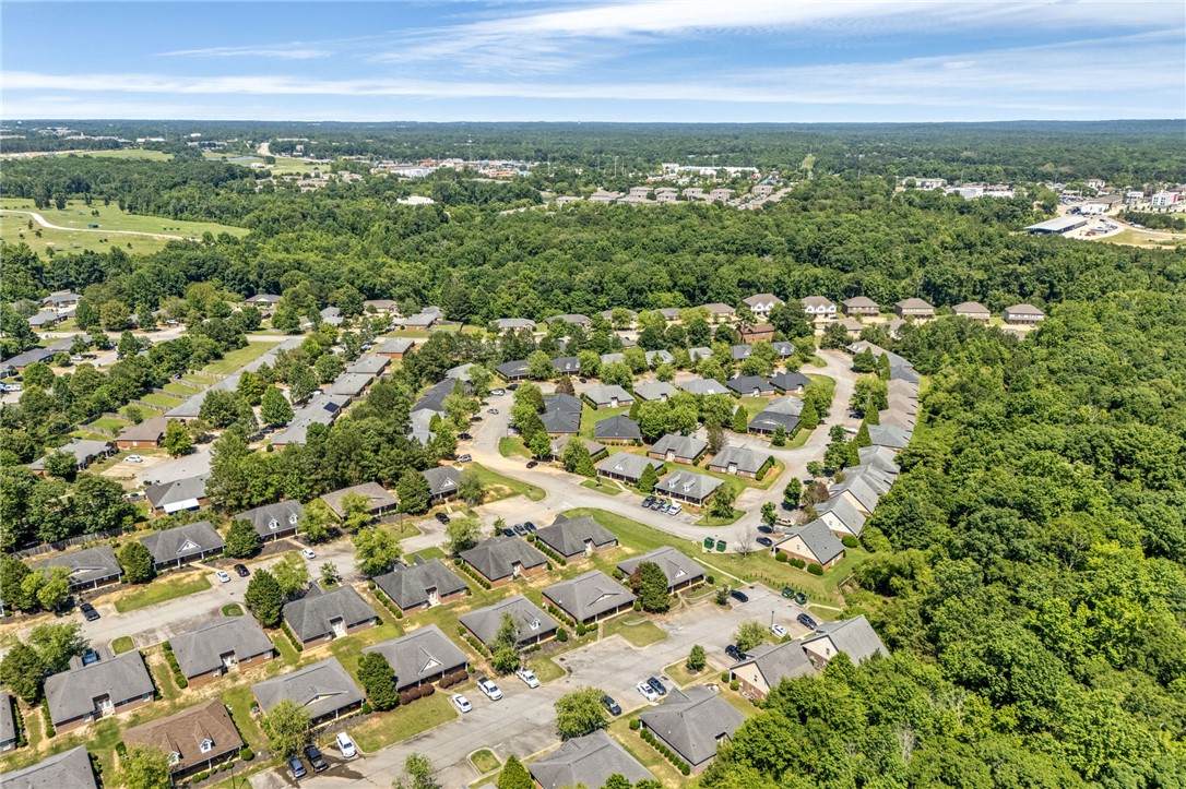 https://bt-photos.global.ssl.fastly.net/leecounty/orig_boomver_1_180718-2.jpg