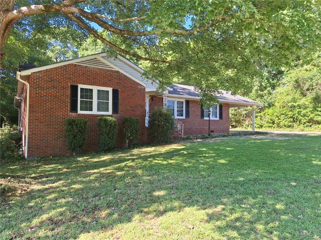 https://bt-photos.global.ssl.fastly.net/leecounty/orig_boomver_1_180758-2.jpg