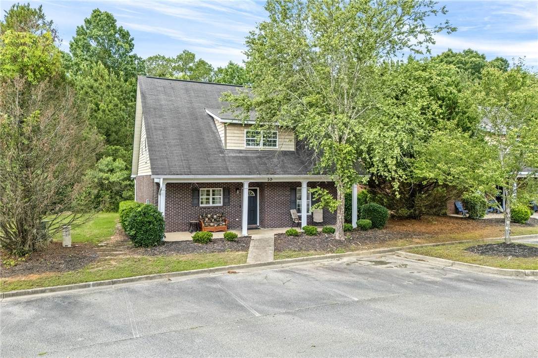 807 Longleaf Drive - Photo 1