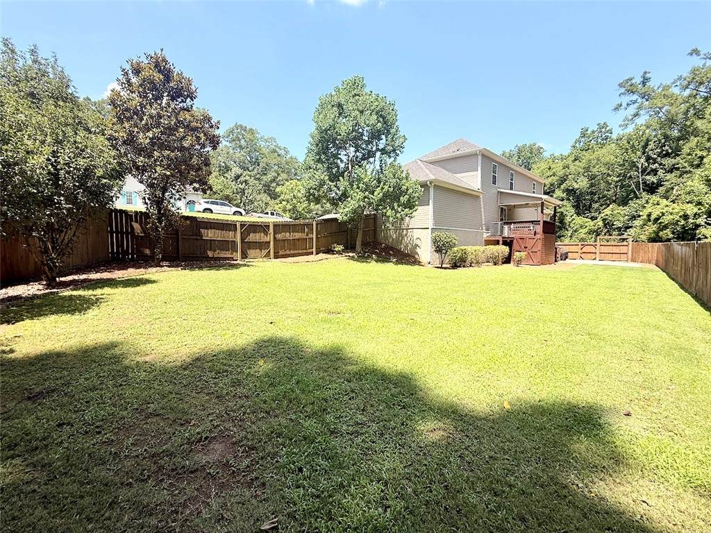 https://bt-photos.global.ssl.fastly.net/leecounty/orig_boomver_1_180916-2.jpg