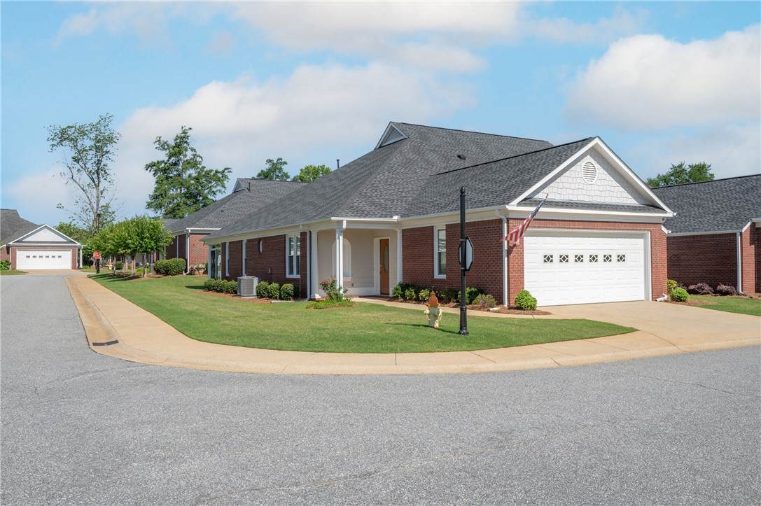 5011 Autumn Leaf Court - Photo 1