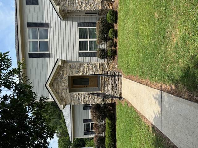1823 19TH Court - Photo 1