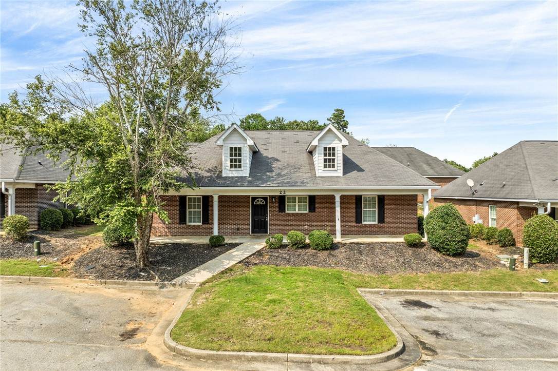 807 Longleaf Drive - Photo 1
