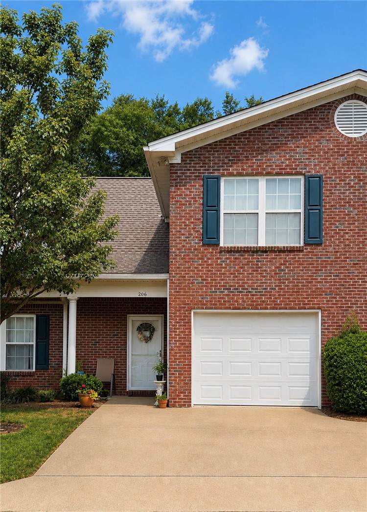 2428 University Drive - Photo 1