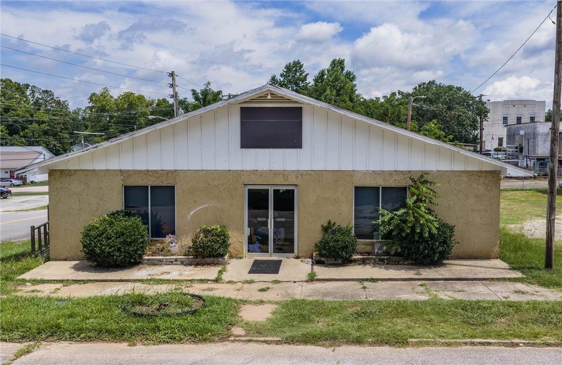 58 1ST Avenue - Photo 1