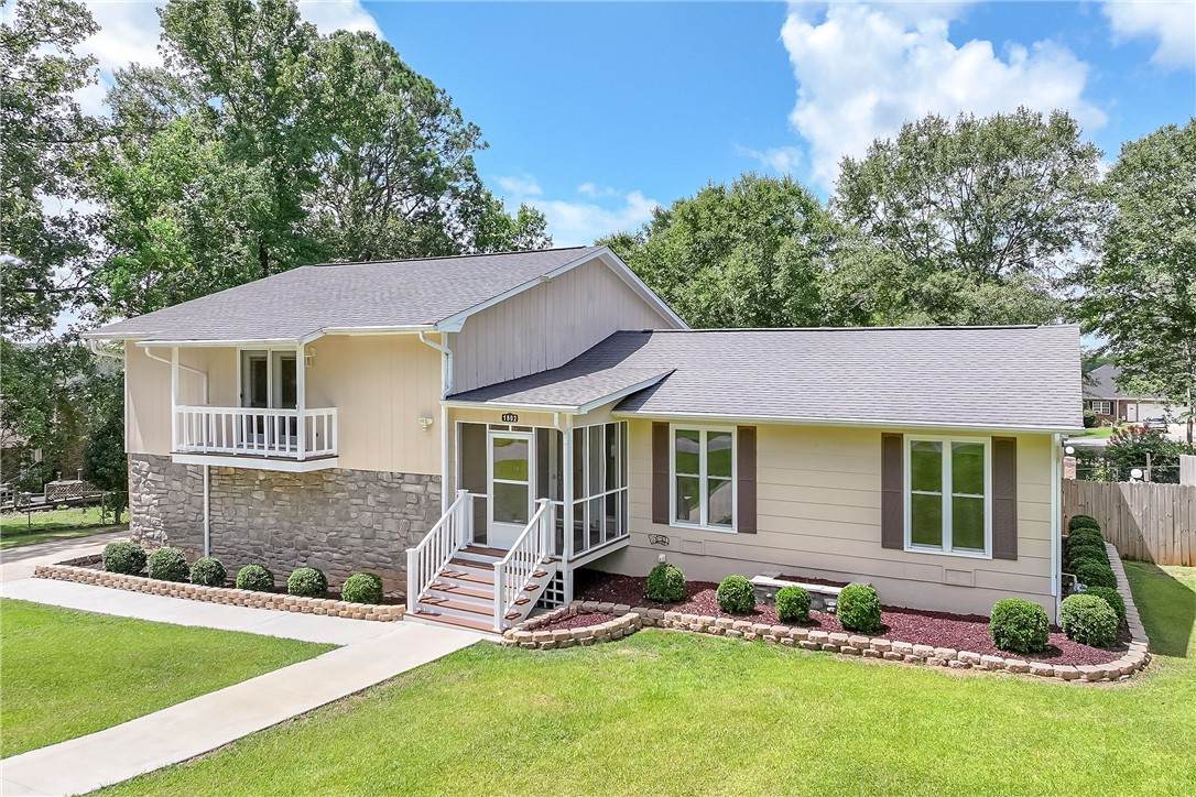 1802 Briarwood Lane - Photo 1