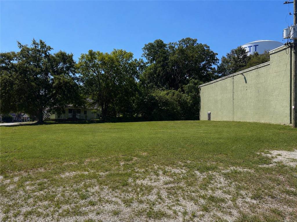https://bt-photos.global.ssl.fastly.net/leecounty/orig_boomver_1_182048-2.jpg