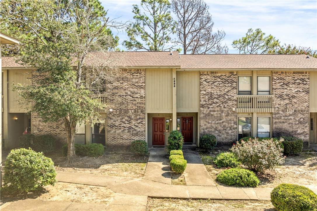 1033 Stonegate Drive - Photo 1