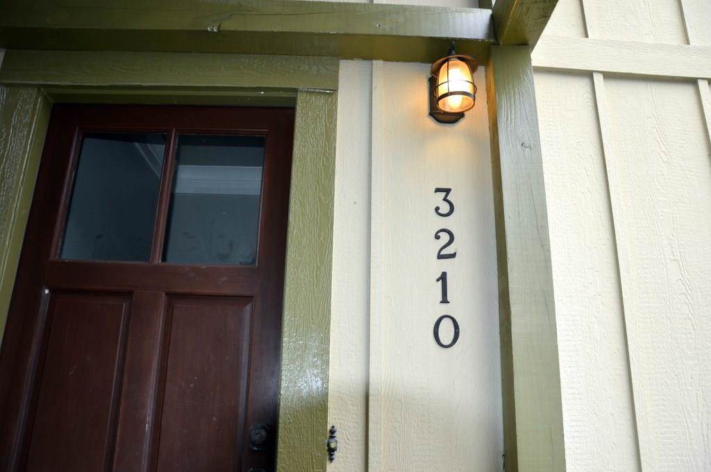 650 Dekalb Street - Photo 1
