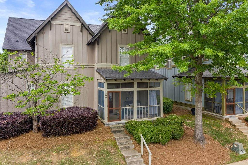 650 Dekalb Street - Photo 1